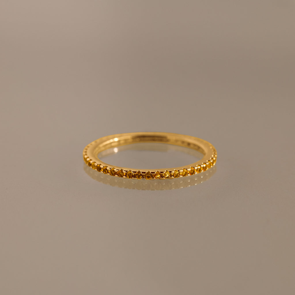 Anillo de eternidad con piedra natal 