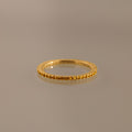 Anillo de eternidad con piedra natal 