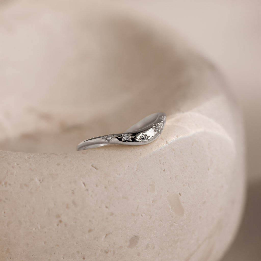 North Star Curve Dome Ring in Silver