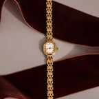 Pebble Oval Timepiece