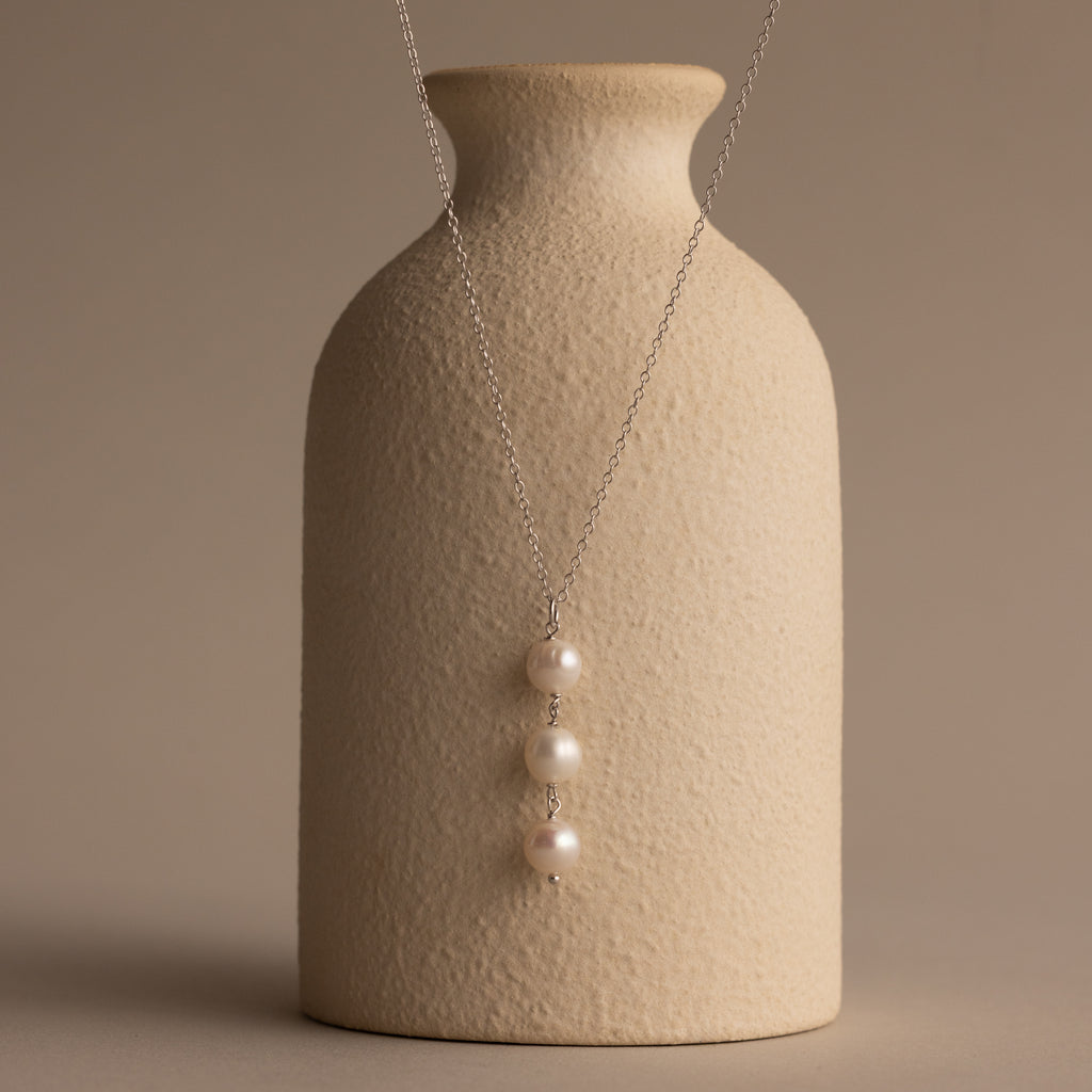 Pearl Cascade Jewelry Set in Silver