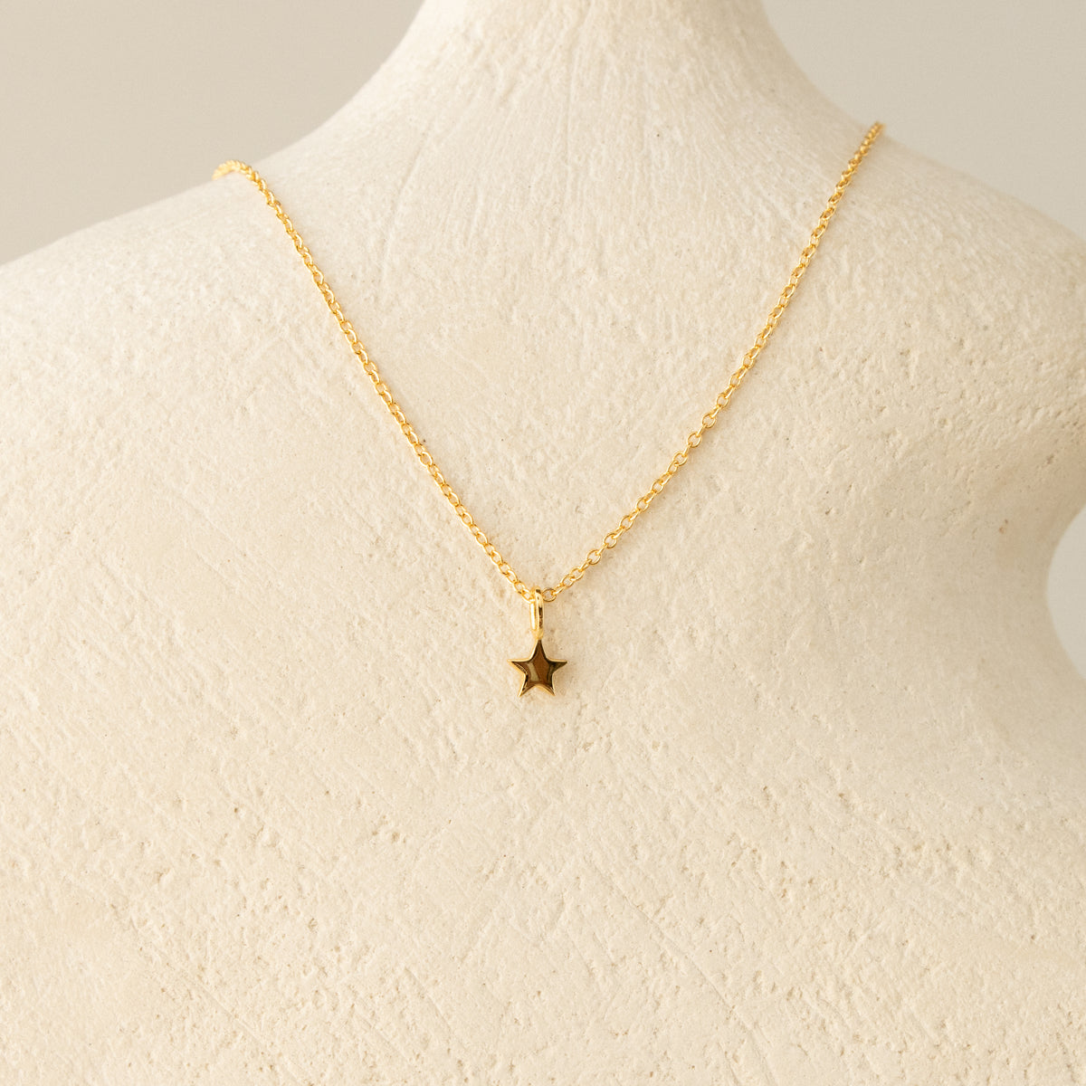 Tiny Star Necklace