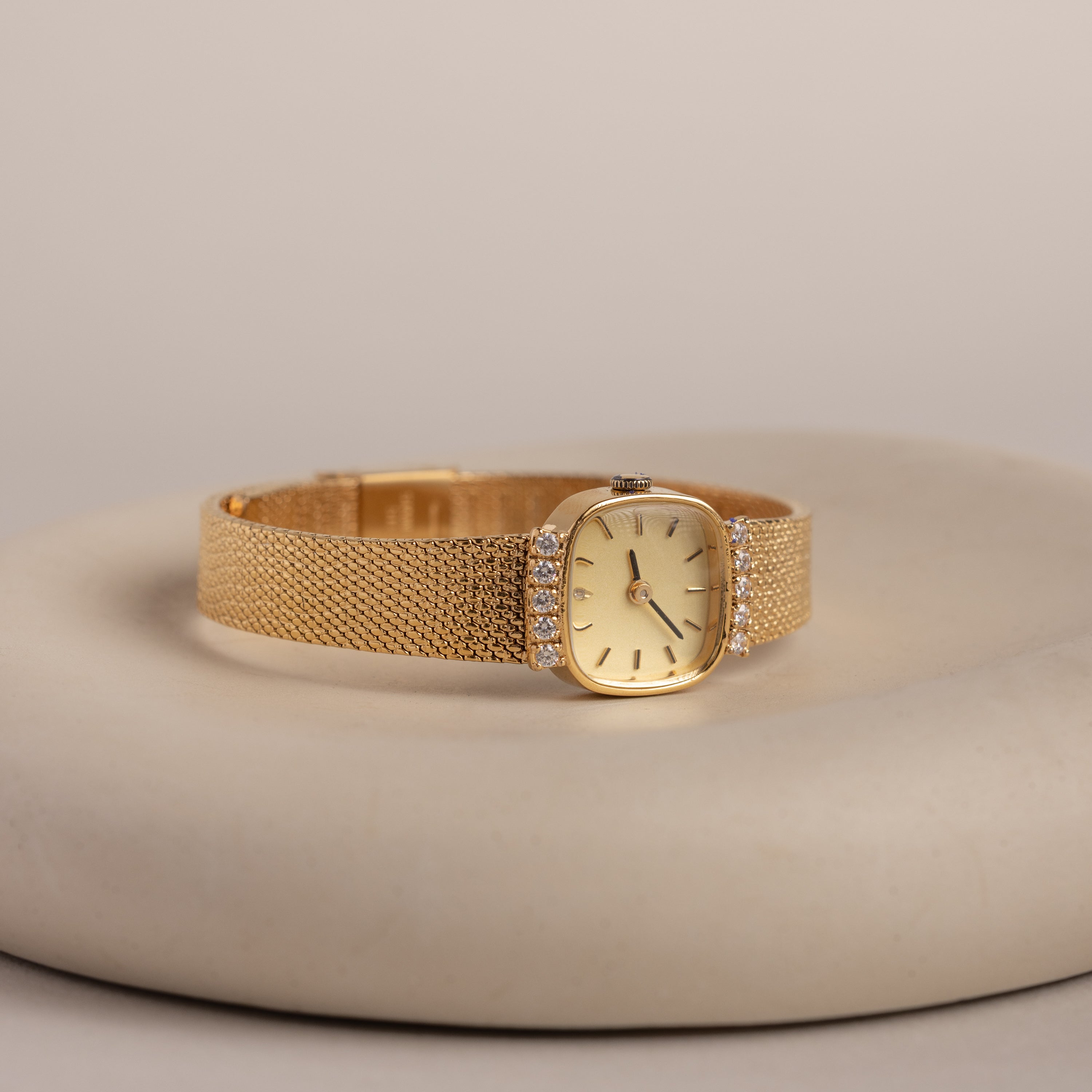 Luxe Square Timepiece