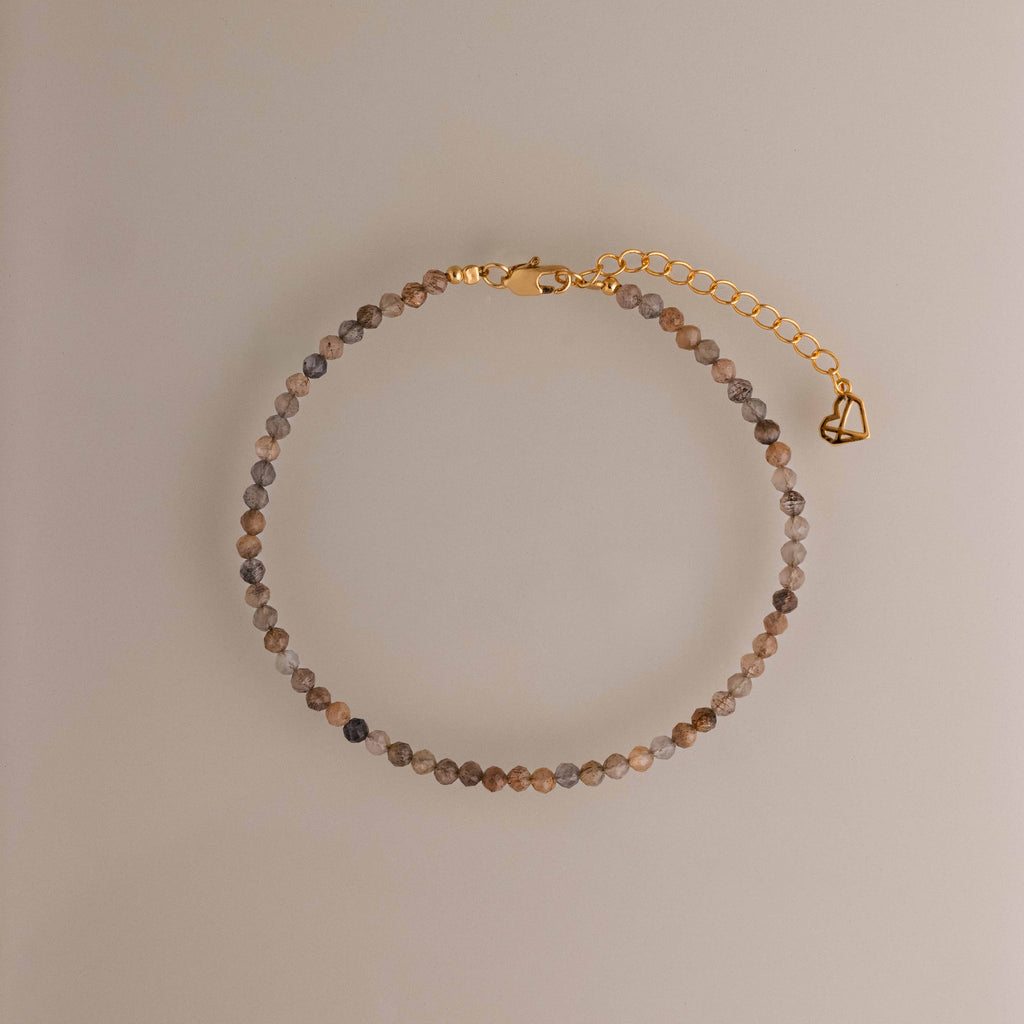 Sunstone Beaded Charm Anklet in 18K Gold