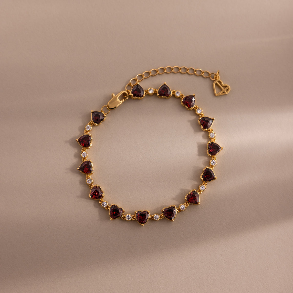 Garnet Diamond Heart Jewelry Set in 18K Gold