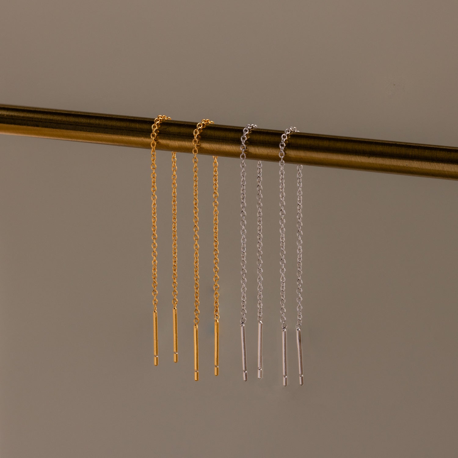 Essential Threader Earrings in 18K Gold