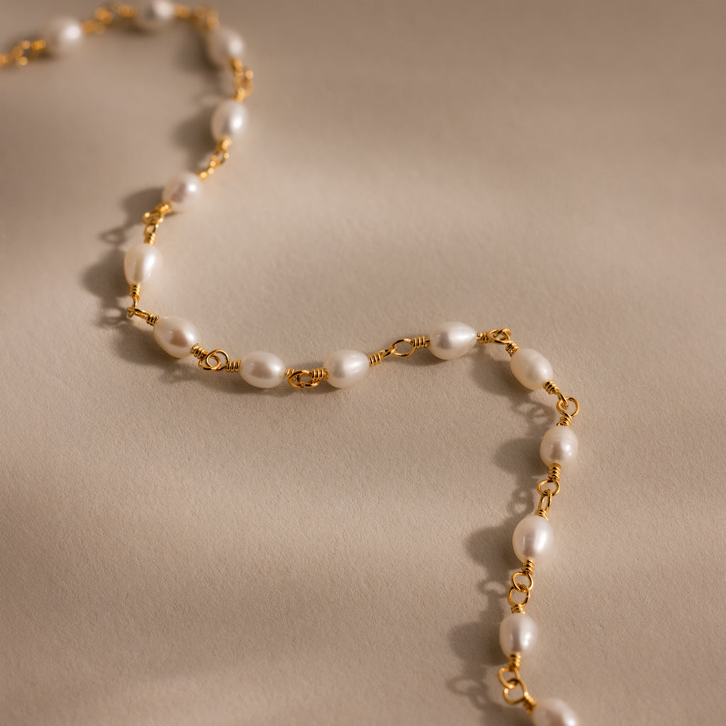 Aurora Pearl Station Necklace in 18K Gold