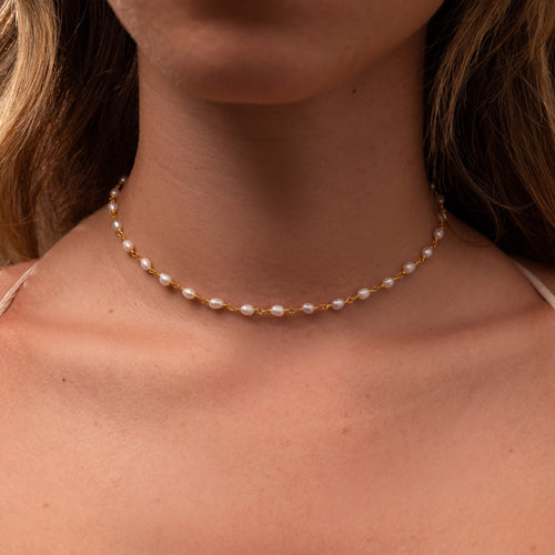 Aurora Pearl Station Necklace in 18K Gold