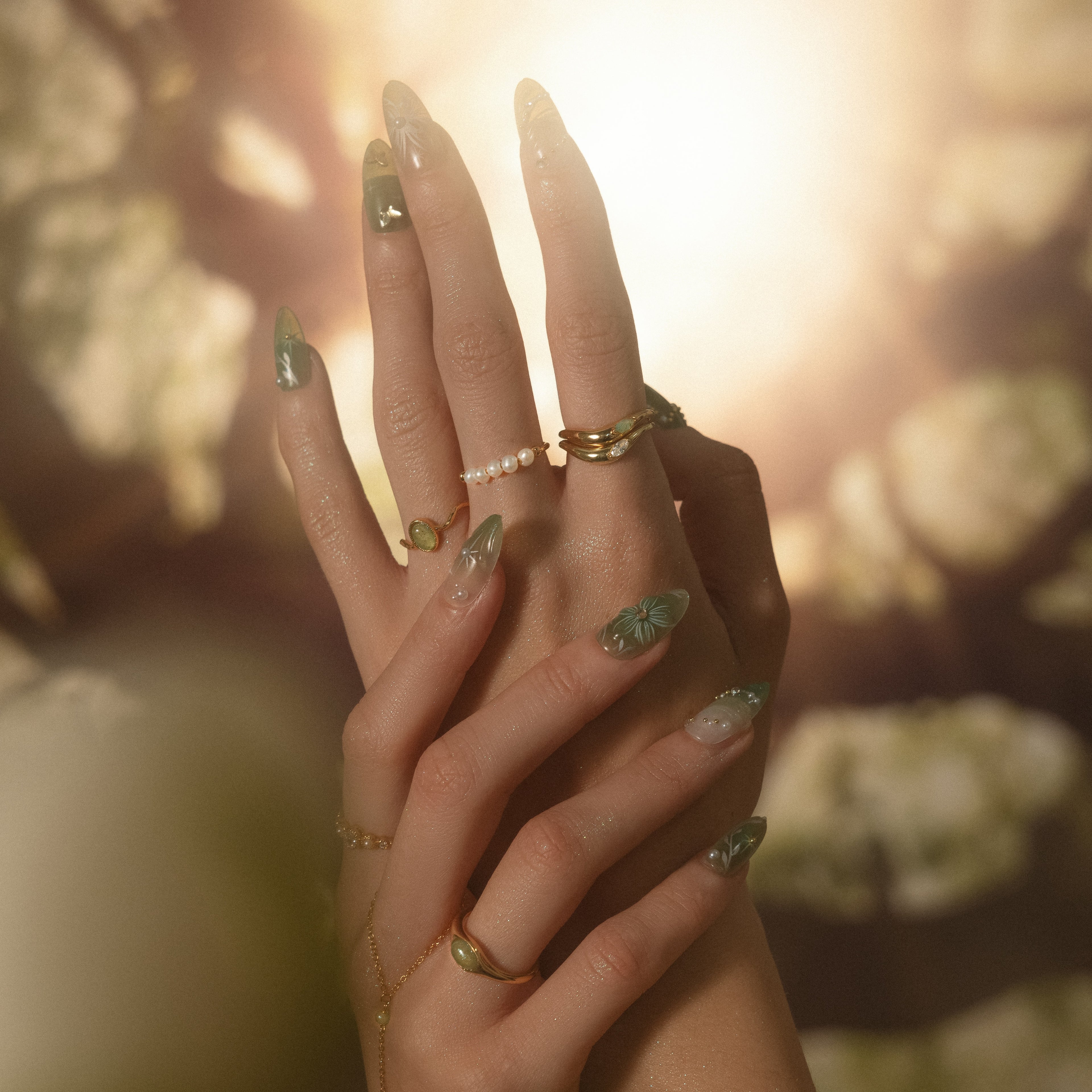 Zen Gemstone Curve Ring
