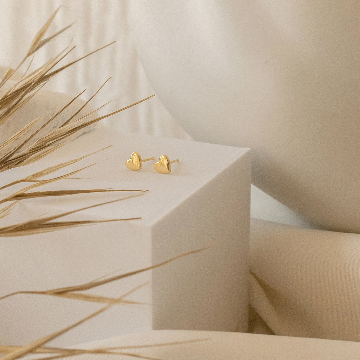 Puff Heart Jewelry Set in 18K Gold