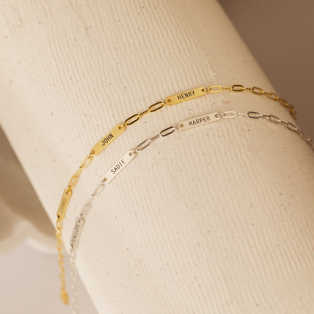 Mini bracelet barre prénom 