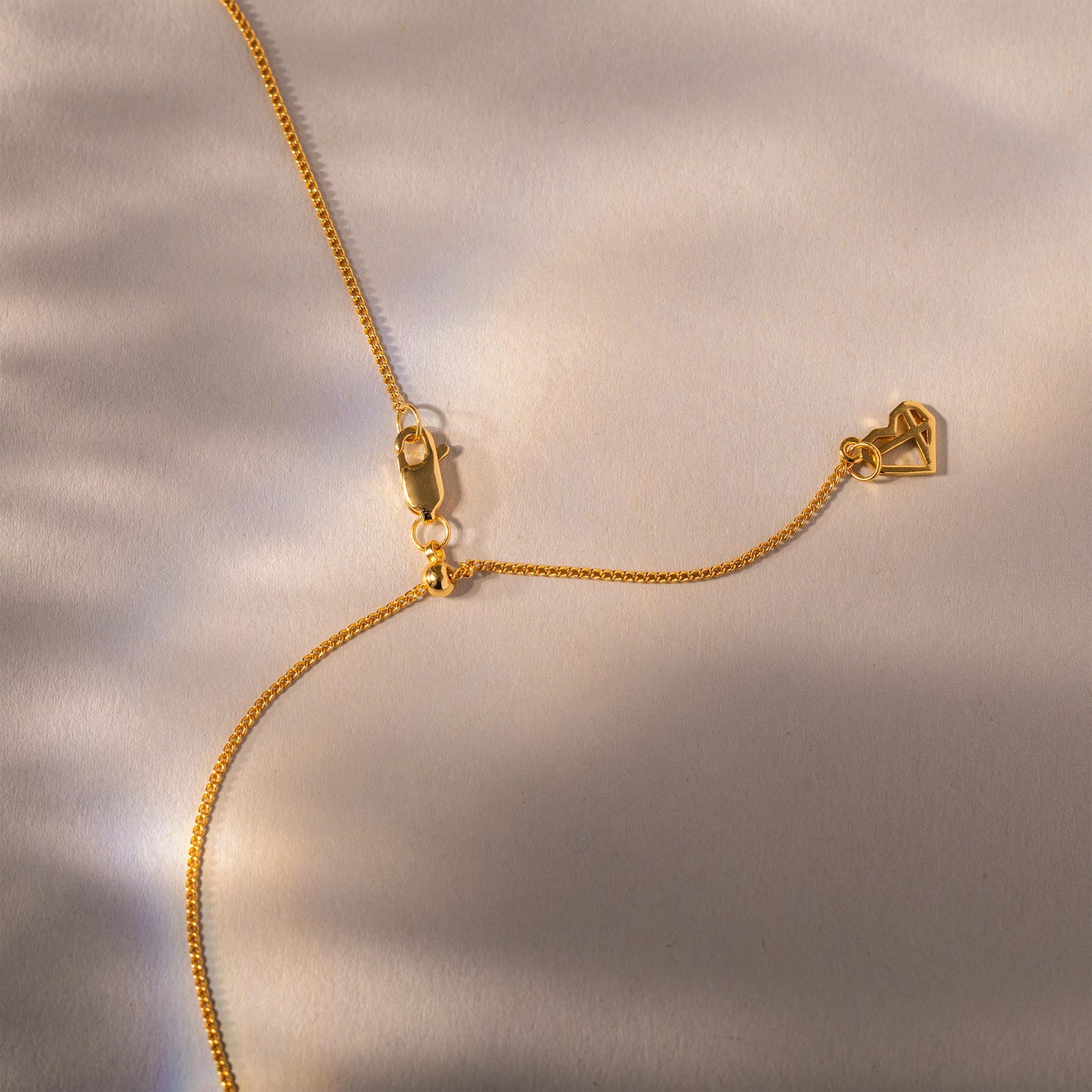 Adjustable Chain Necklace in 18K Gold