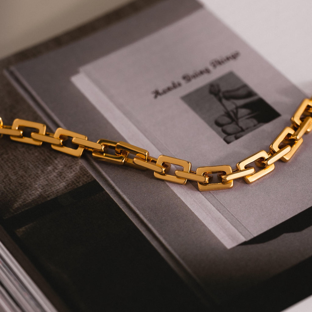 Eternal Link Necklace
