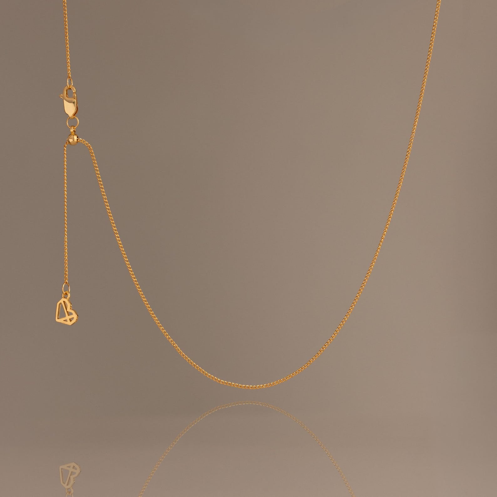 Adjustable Chain Necklace in 18K Gold