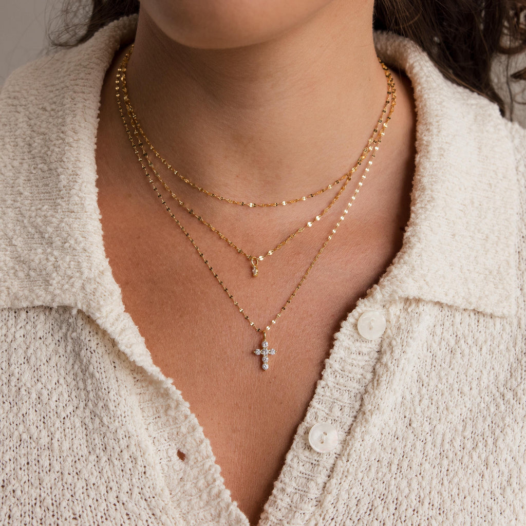 Diamond Cross Necklace in 18K Gold