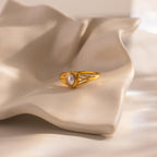 Vintage Oval Pearl Signet Ring