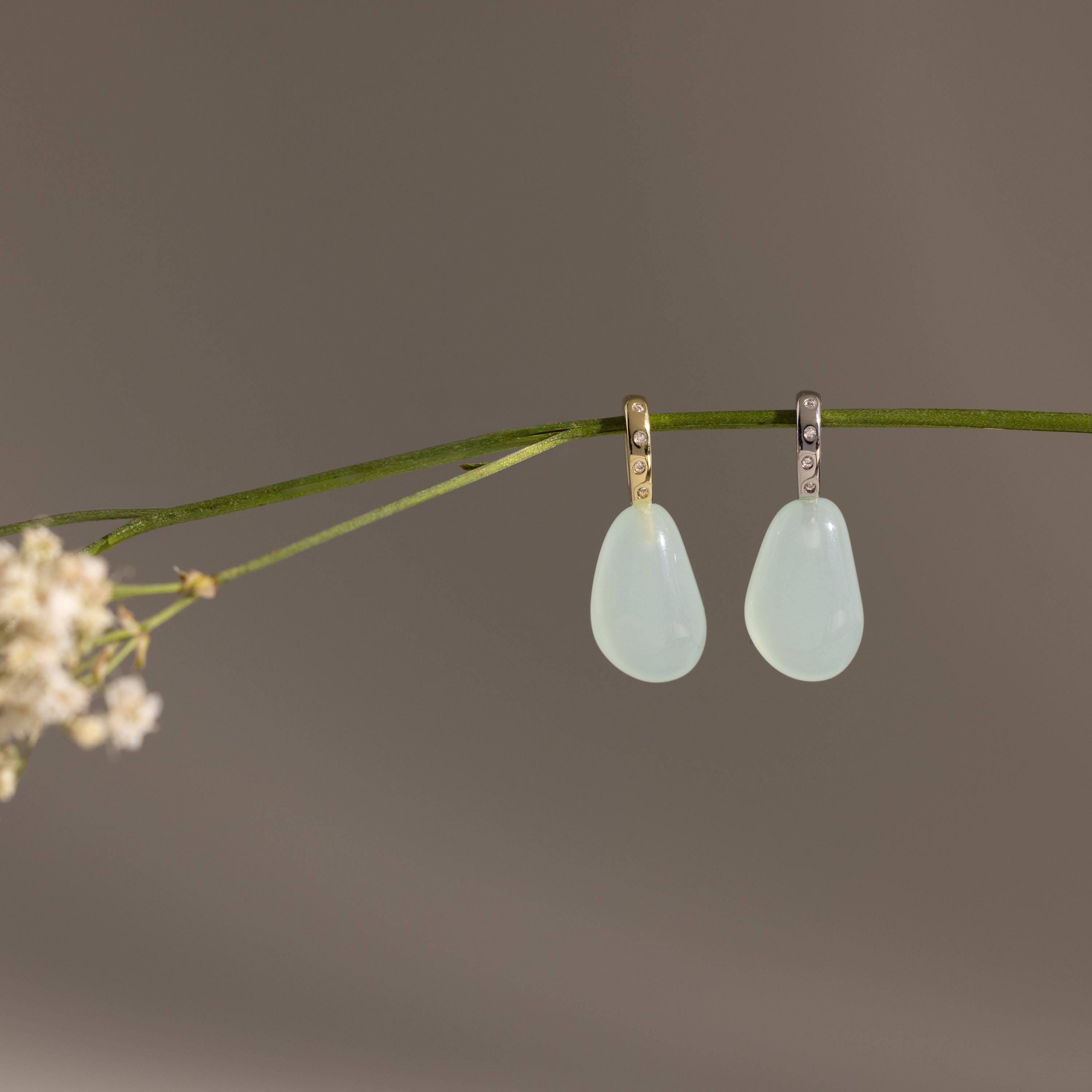 Seafoam Drop Charm