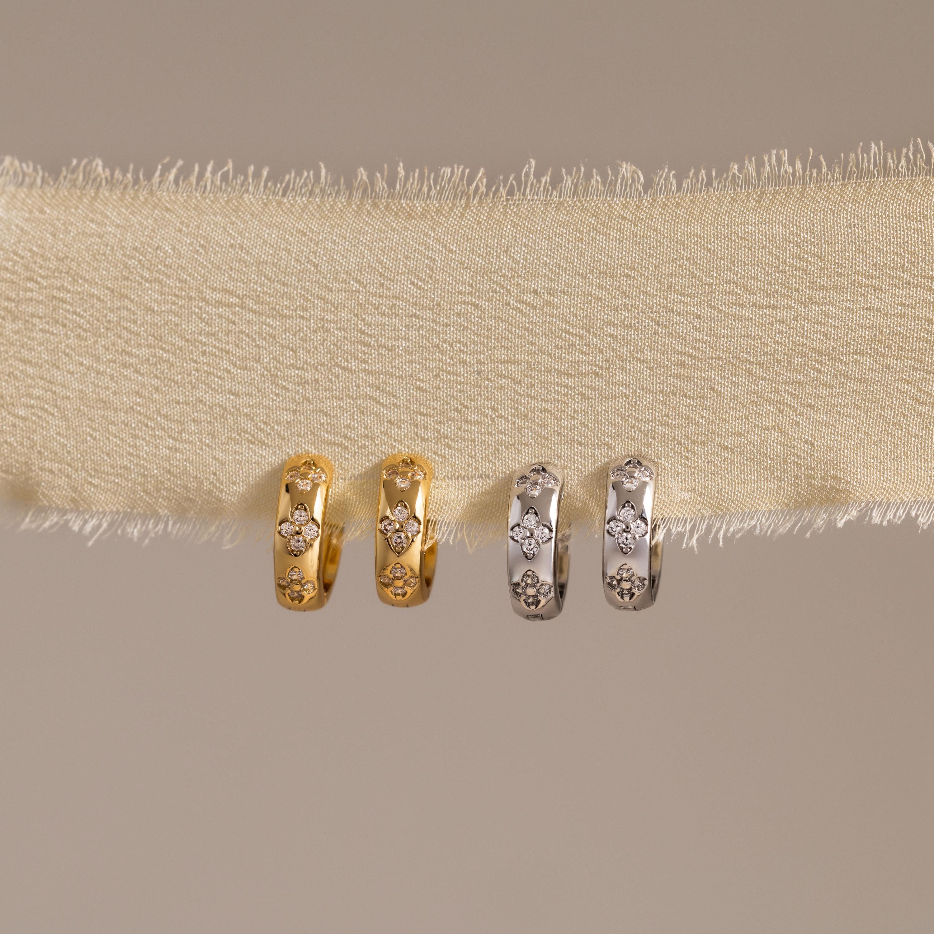 Diamond Trio Bloom Huggies