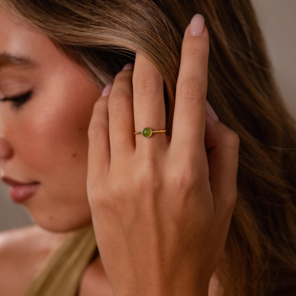 Round Jade Ring in 18K Gold