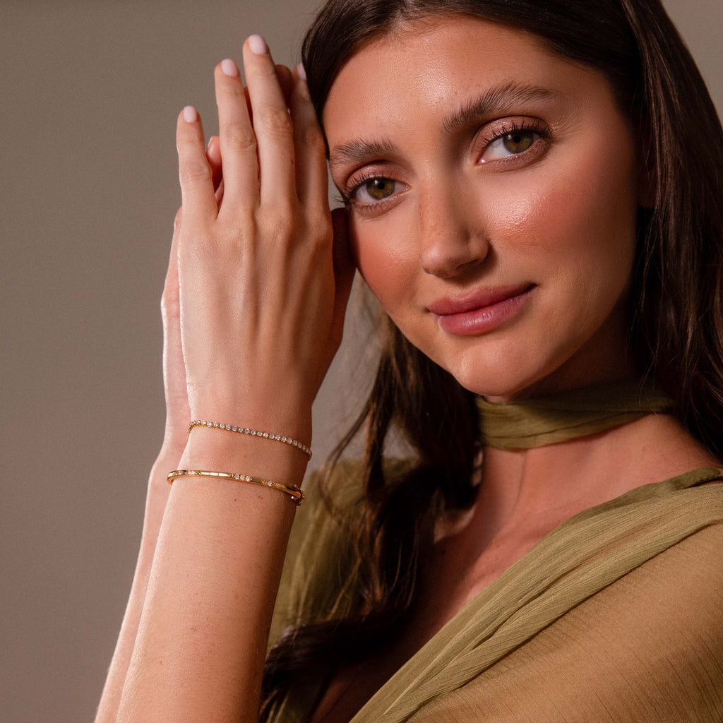 Love Morse Code Diamond Bangle in 18K Gold