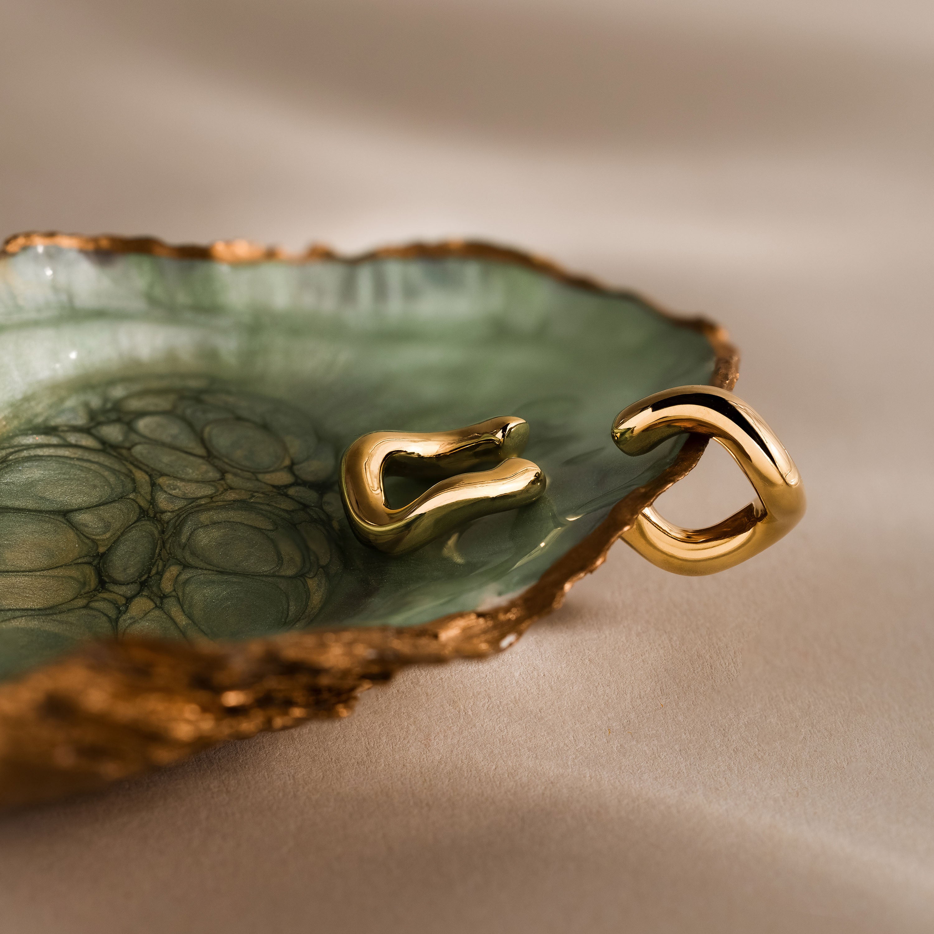 Wavy Ear Cuffs in 18K Gold