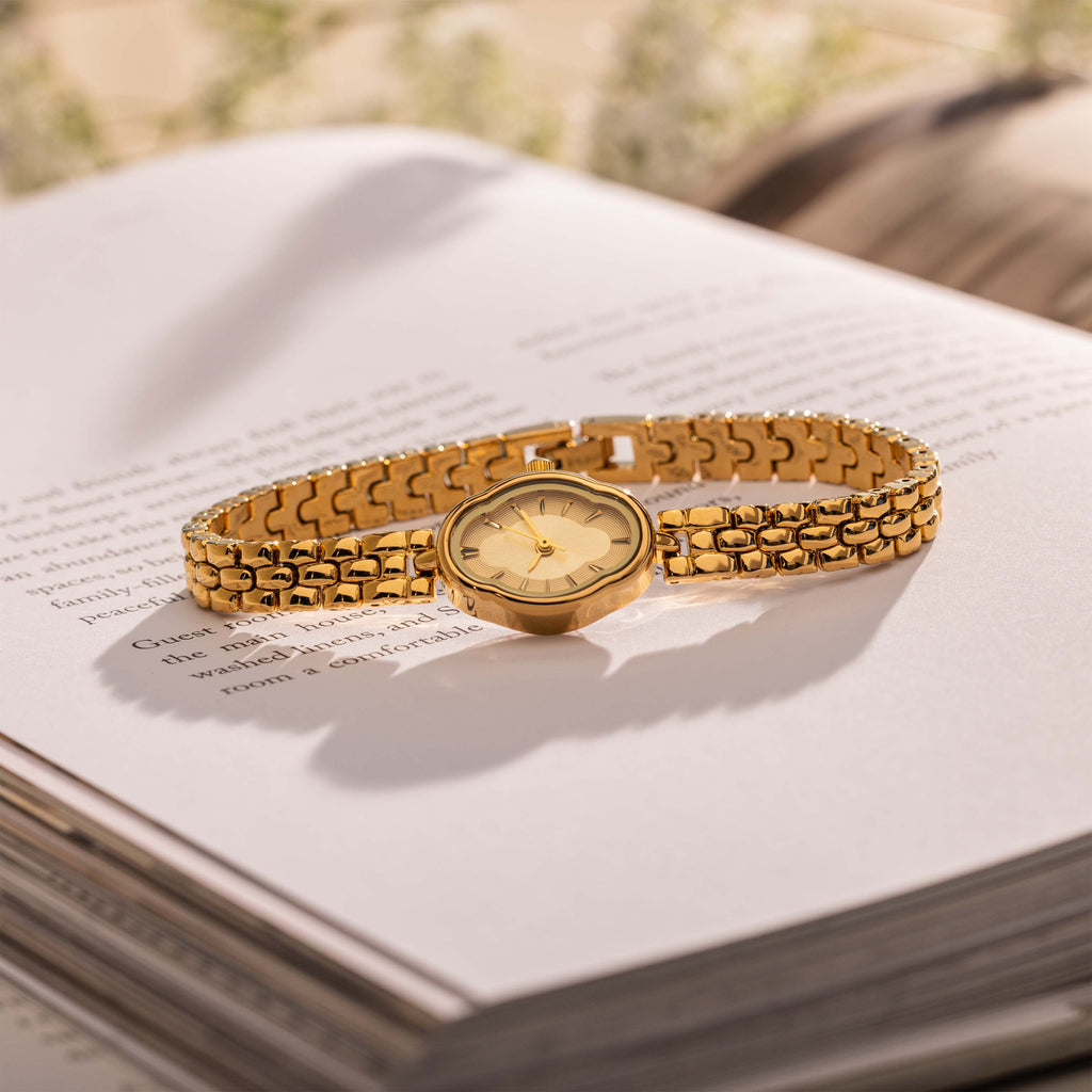 Clover Link Timepiece