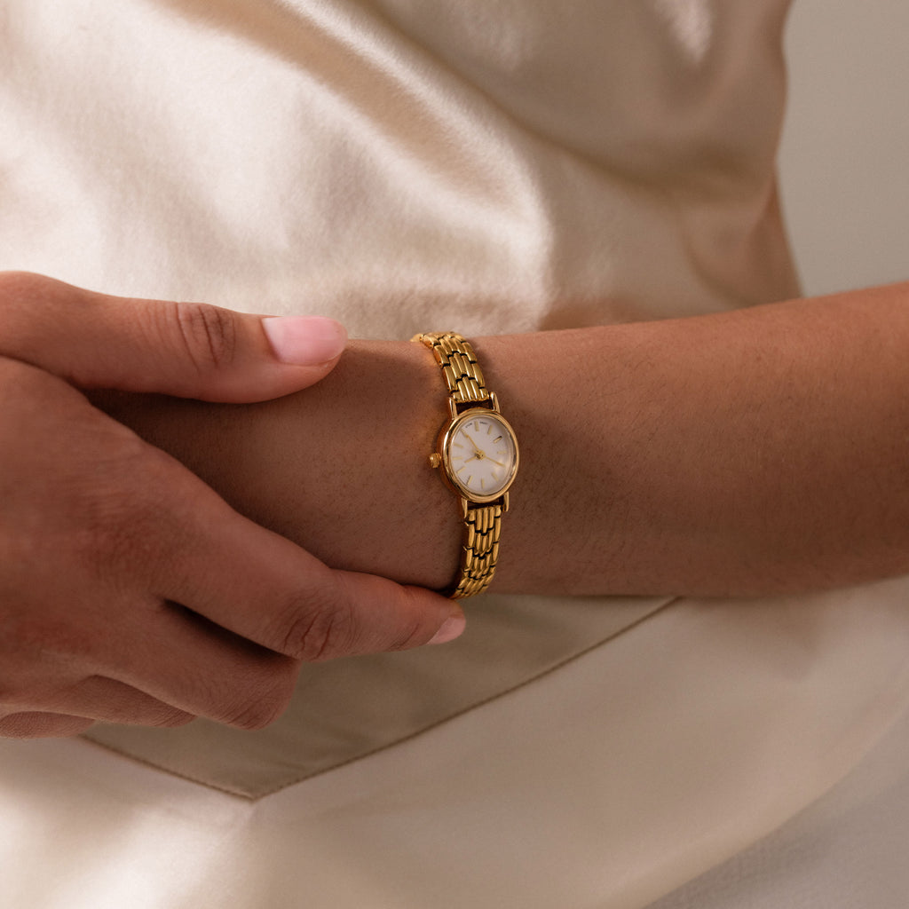 Balance Oval Link Timepiece