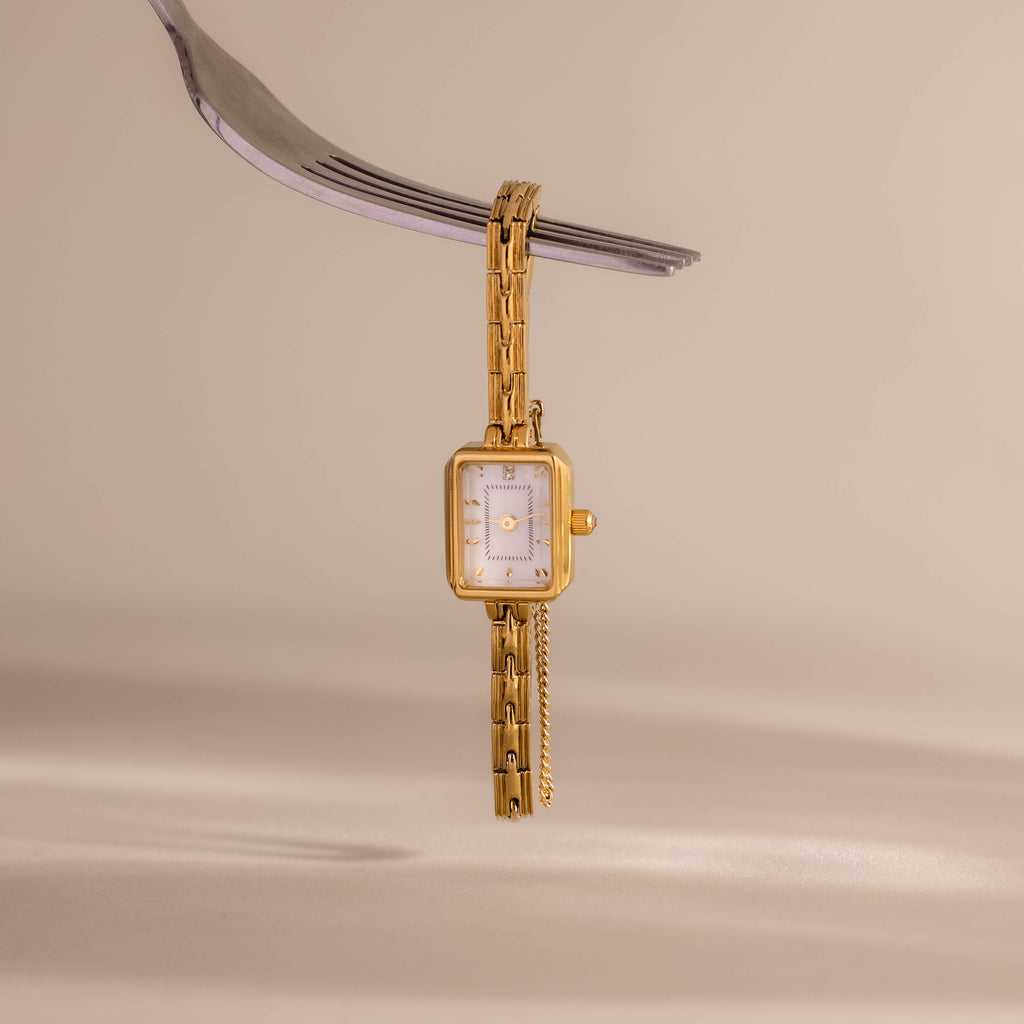 Divine Rectangular Link Timepiece