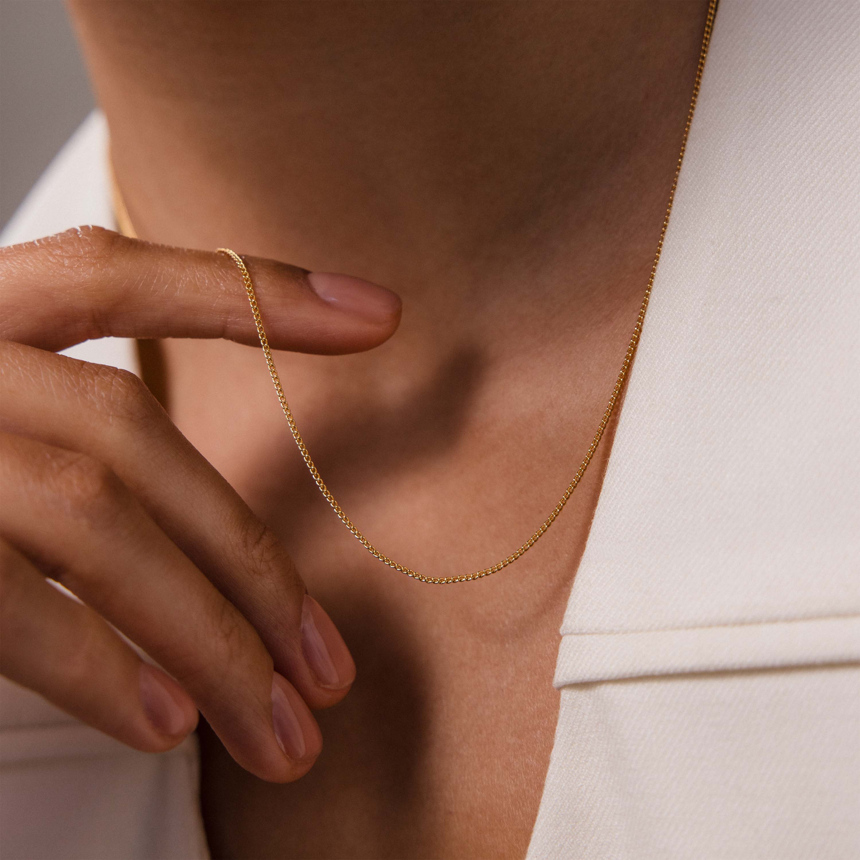 Adjustable Chain Necklace in 18K Gold