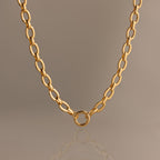 Oval Link Charm Necklace in 18K Gold