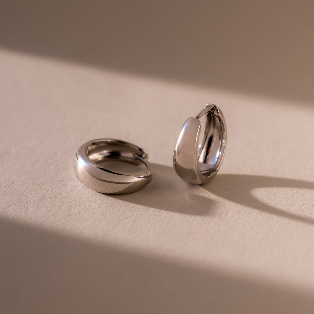 Signature Bold Sculpted Hoops