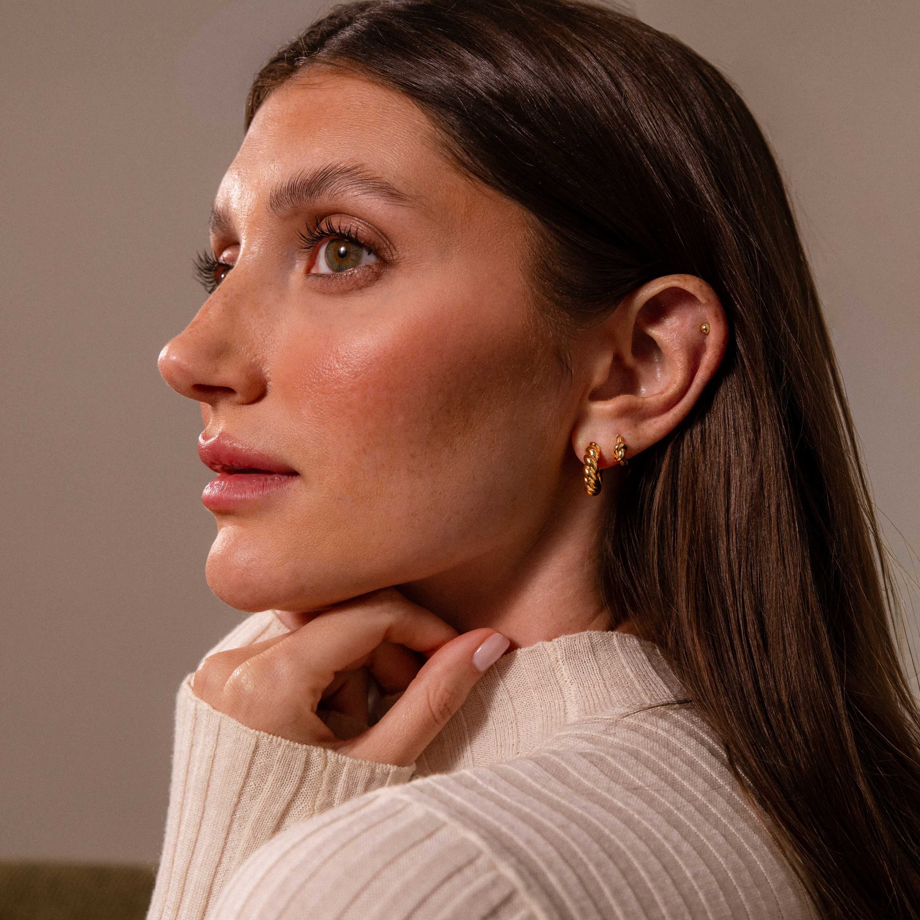 Sculpted Twist Hoops