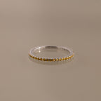 Anillo de eternidad con piedra natal 
