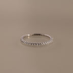 Bague avec pierre de naissance éternité 
