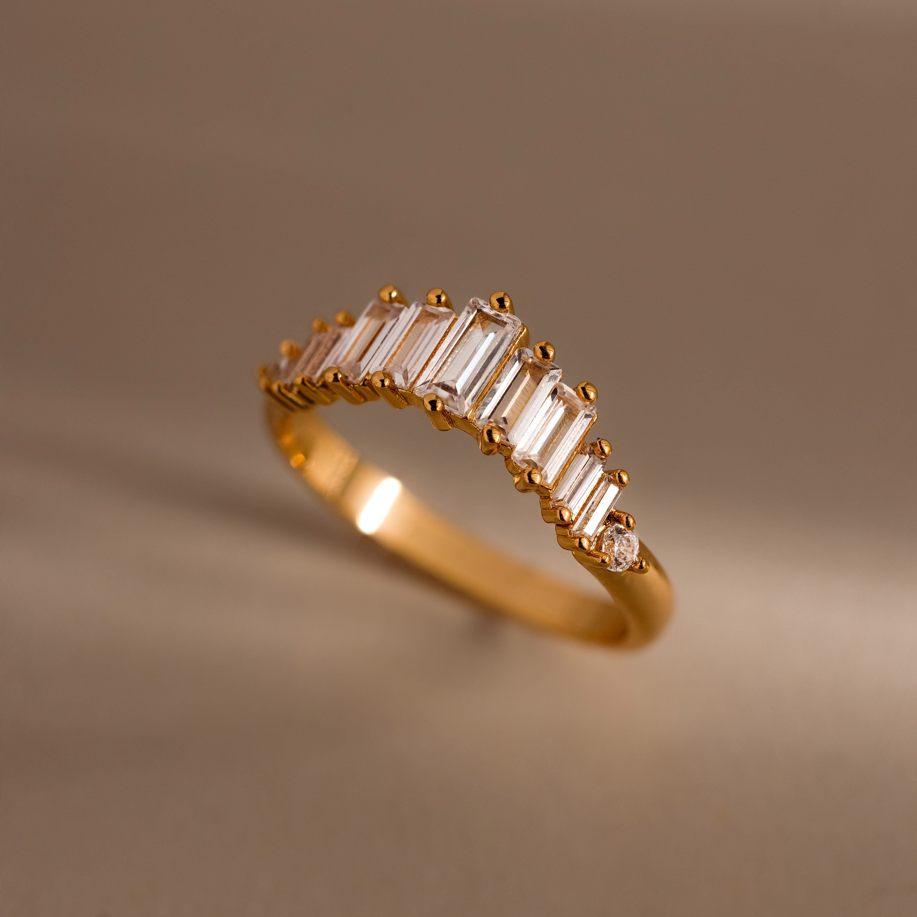 Baguette Crest Diamond Ring