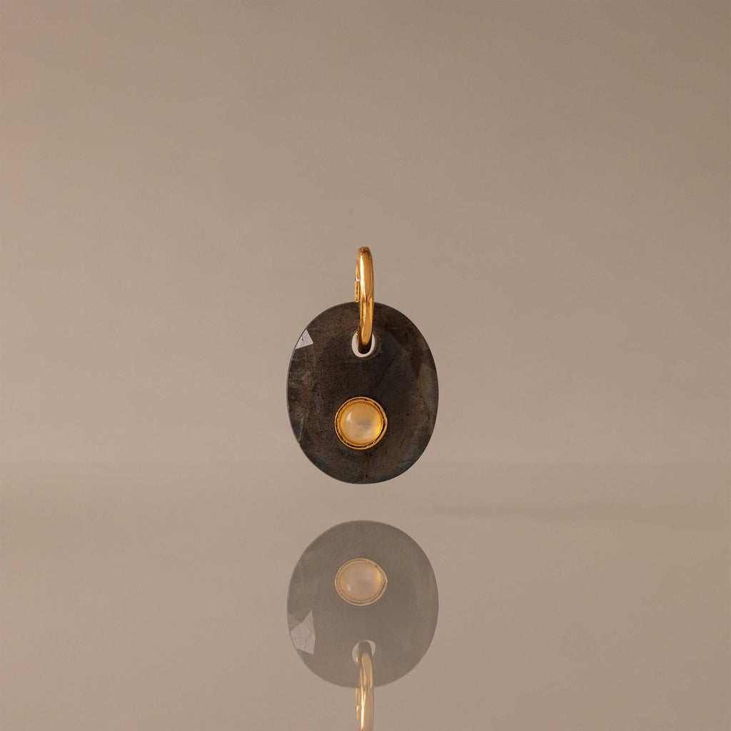 Moonstone Labradorite Charm in 18K Gold