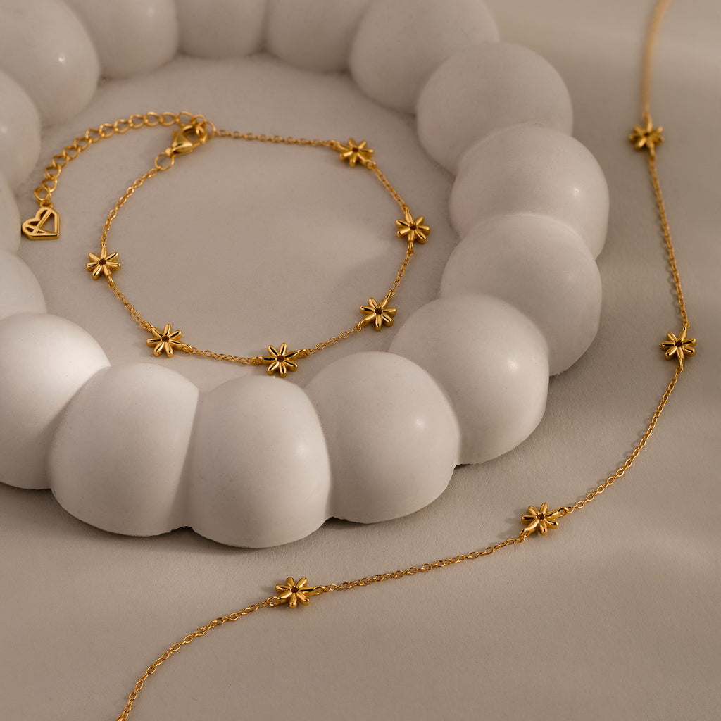 Flower Child Necklace & Bracelet Set in 18K Gold