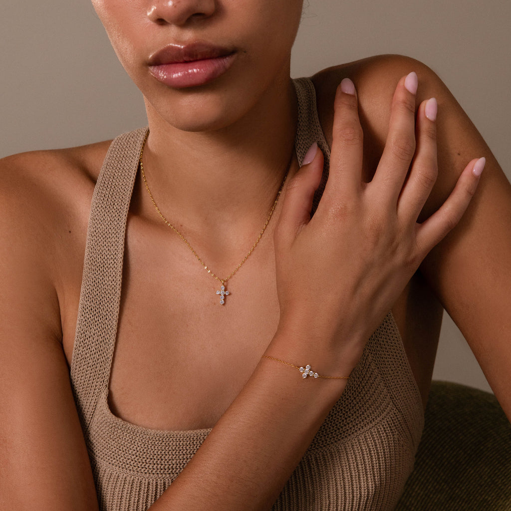 Diamond Cross Necklace & Bracelet Set in 18K Gold