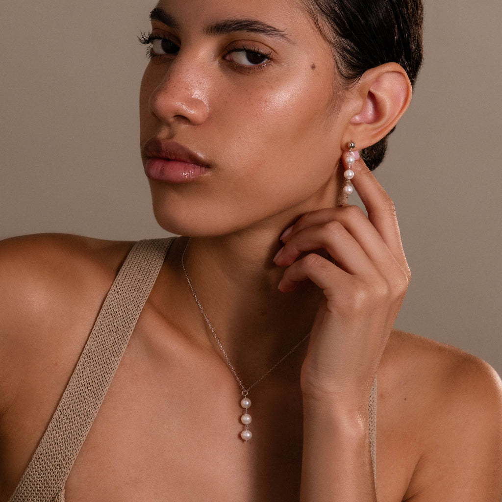 Pearl Cascade Jewelry Set in Silver