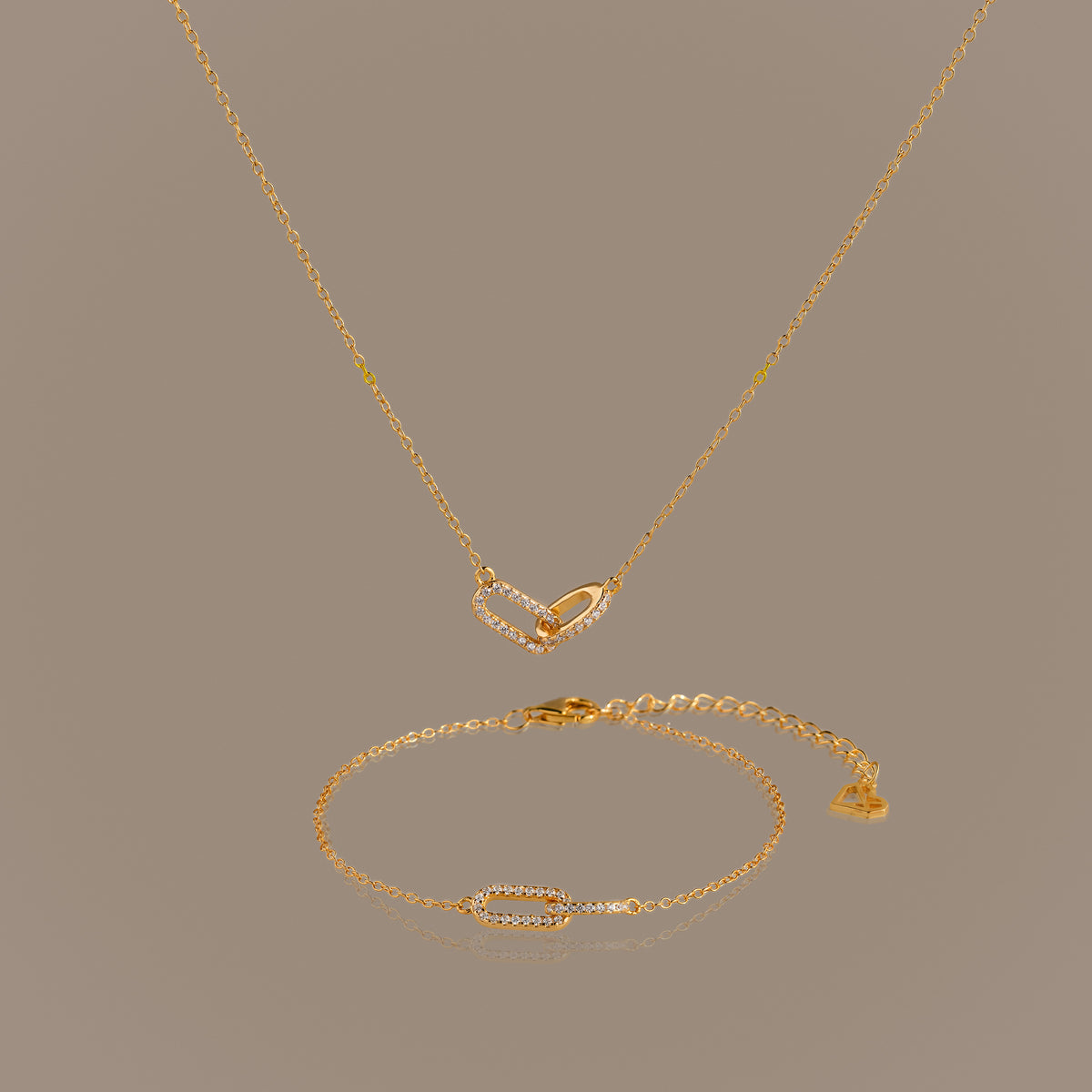 Pave Linked Necklace & Bracelet Set in 18K Gold