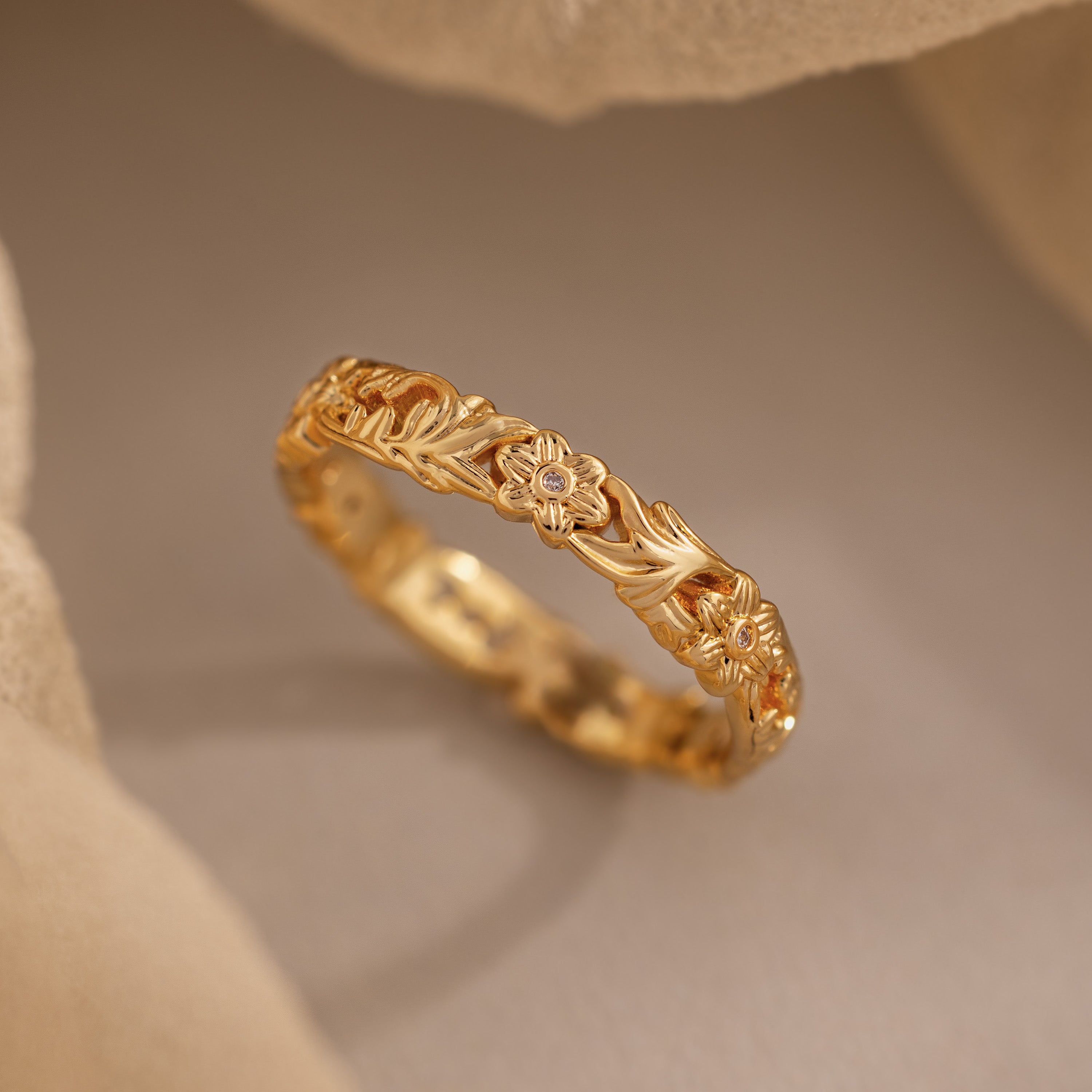 Vintage Flower Petal Band