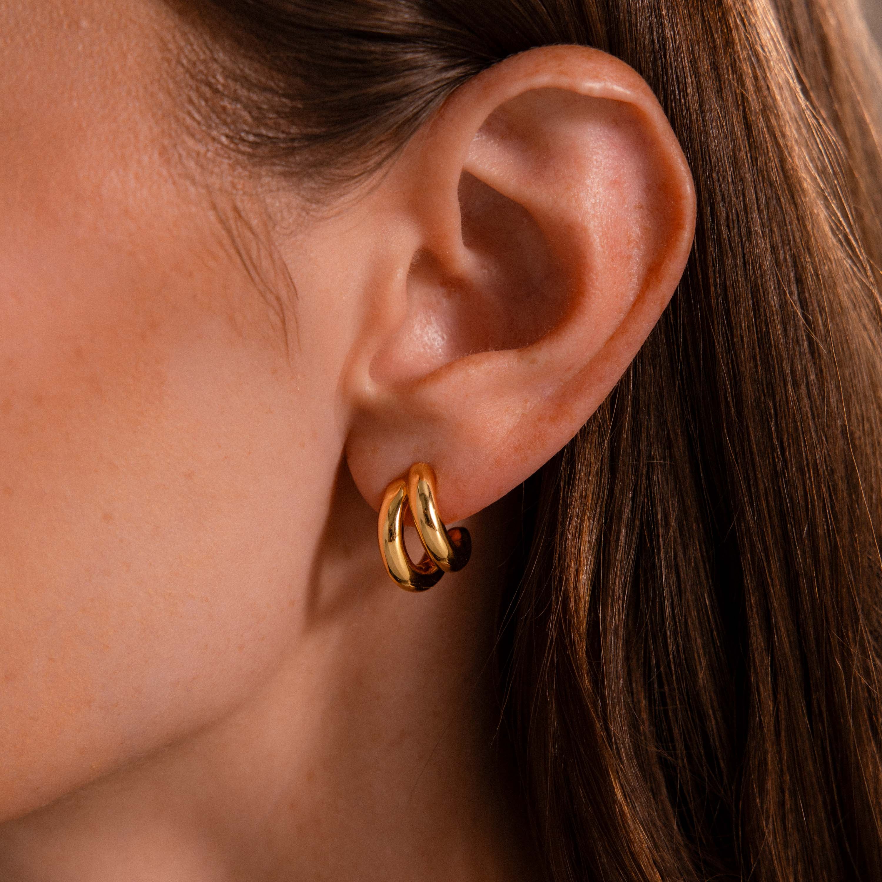 Bold Duo Hoops in 18K Gold