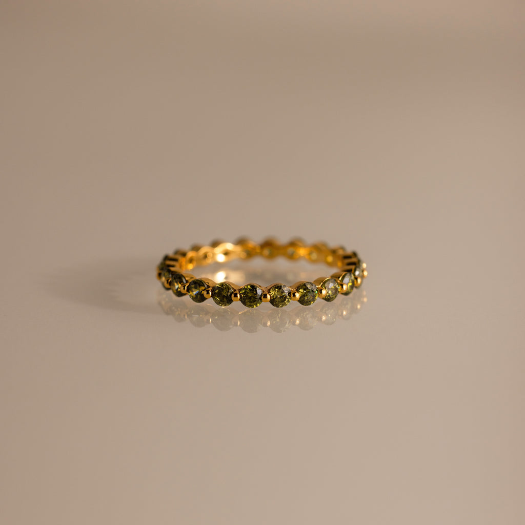 Lace Eternity Peridot Ring