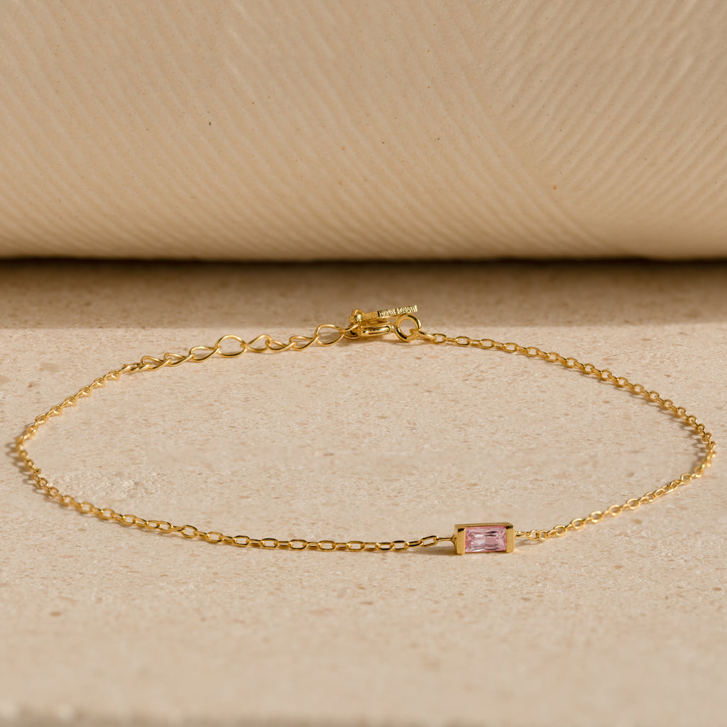 Bracelet avec pierre de naissance baguette