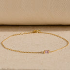 Bracelet avec pierre de naissance baguette