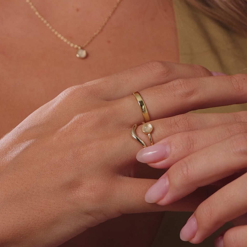 Dainty Round Moonstone Ring