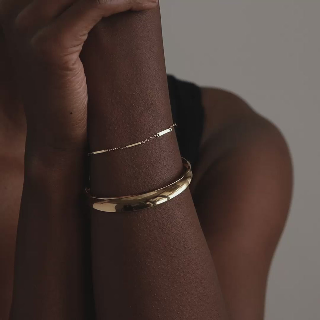 Bracelet manchette dôme