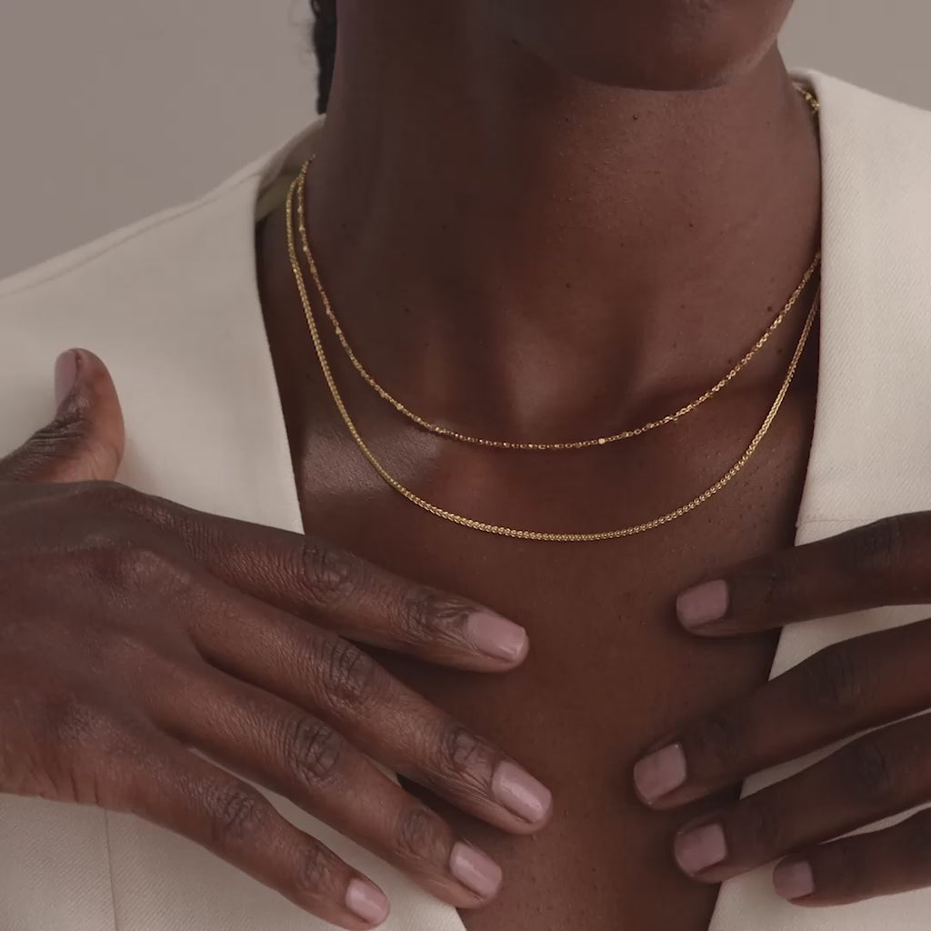 Dot Station Necklace in 18K Gold