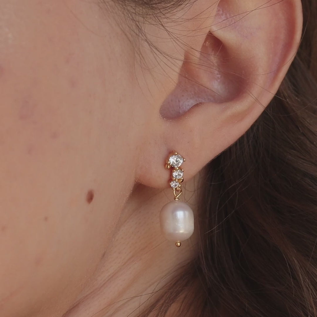 Millie Drop Earrings in 18K Gold