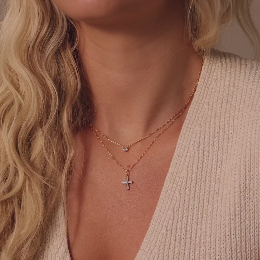 Art Deco Cross Necklace in 18K Gold